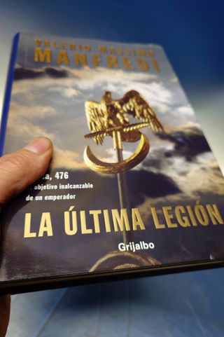 Libro, tapa dura, la última legión de valerio Massimo manfredi