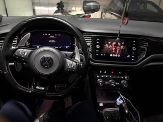 Volkswagen T-Roc R 300