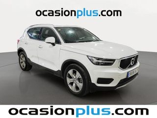 Volvo XC40 T3 Momentum 115 kW (156 CV)