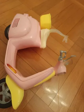 Moto Barbie rosa