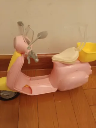 Moto Barbie rosa