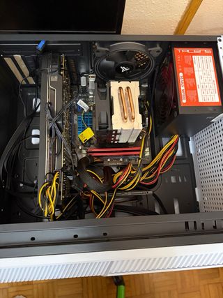 Torre PC Ordenador Blanca