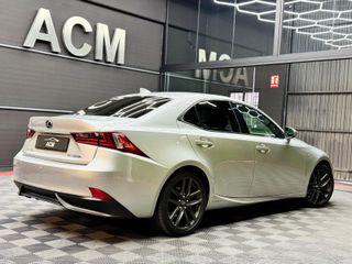 LEXUS IS 2.5 300h F Sport