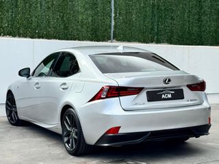 LEXUS IS 2.5 300h F Sport