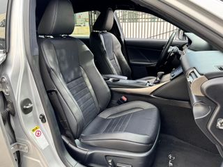 LEXUS IS 2.5 300h F Sport