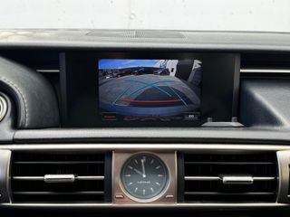 LEXUS IS 2.5 300h F Sport