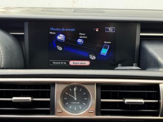 LEXUS IS 2.5 300h F Sport