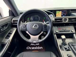 LEXUS IS 2.5 300h F Sport