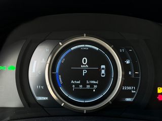 LEXUS IS 2.5 300h F Sport
