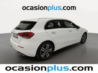 Mercedes-Benz Clase A 180 100 kW (136 CV)