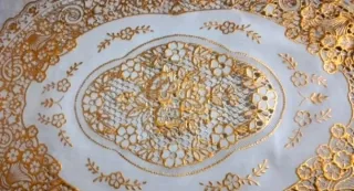 Set centri plastica beige/oro