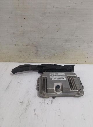 147524 3911627485 centralita motor uce kia carens