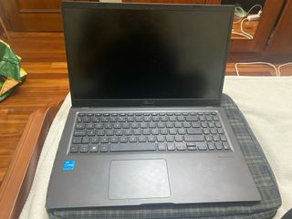 Ordenador Asus Negro