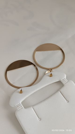 Orecchini cerchio vintage color oro