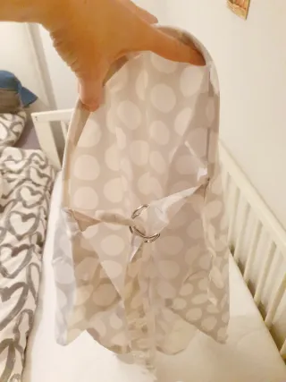 Cubrepecho o capa de lactancia