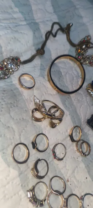 Lote Bisutería anillos broche colgantes