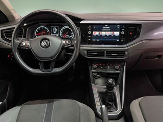 Volkswagen Polo TSi 95cv - COMO NUEVO - EQUIPADO
