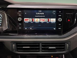 Volkswagen Polo TSi 95cv - COMO NUEVO - EQUIPADO