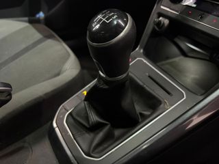 Volkswagen Polo TSi 95cv - COMO NUEVO - EQUIPADO