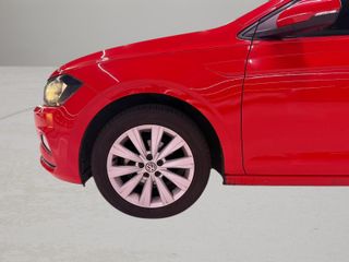 Volkswagen Polo TSi 95cv - COMO NUEVO - EQUIPADO