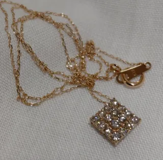 Colgante Oro Rosa 18k con Diamantes