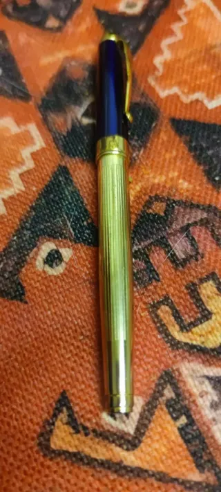 Bolígrafo vintage azul y dorado