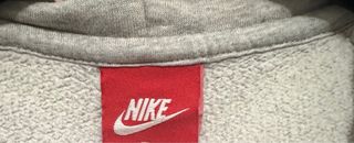 Felpa Nike con cappuccio grigia e bianca