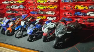 Colección Motos Plásticas