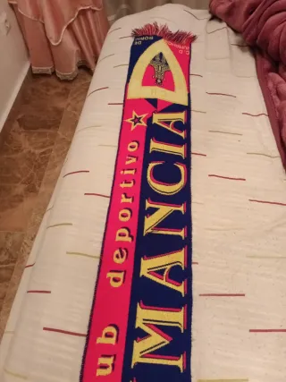 Bufanda CD Numancia Soria 3€