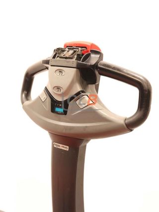 Ref. M-5152 Transpaleta Eléctrica BT LWE 140 Levio