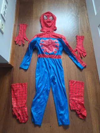Disfraz Spiderman tienda Disney 5/6 años