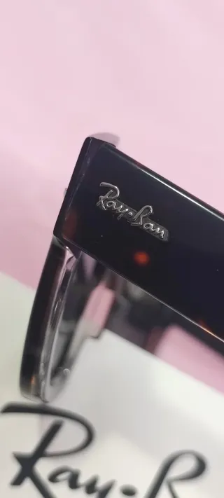 Occhiali da sole Ray-Ban State Street 0RB2186