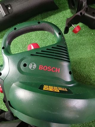 Soplador Bosch 3600w hojas