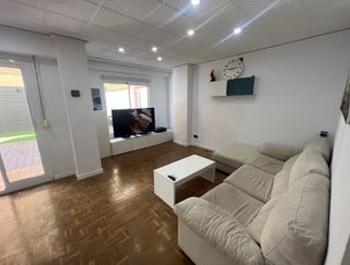Piso Grande con Patios en Venta