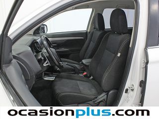 Mitsubishi Outlander 200 MPI Motion 2WD CVT 110 kW (150 CV)