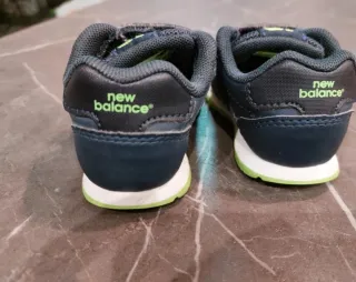 Scarpe New Balance Bambino numero 20