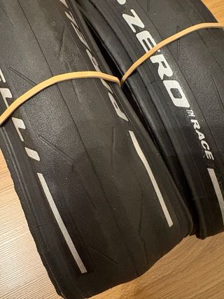 Cubiertas Pirelli P Zero Race 28mm