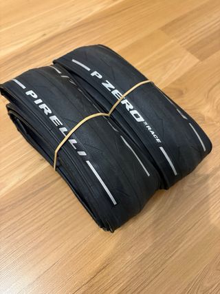 Cubiertas Pirelli P Zero Race 28mm