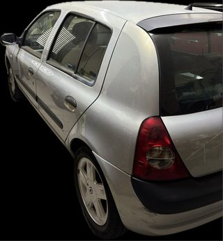Renault Clio 2003