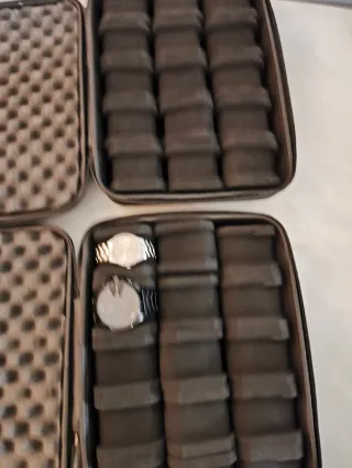 2Custodie Portaorologi 15 Posti