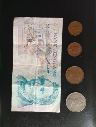 Lote Antiguo: Billetes y Monedas Extranjeras