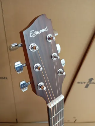 Guitarra Acústica Parlour Egmond 52 , Impresionant