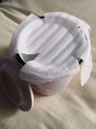 Taza Contigo al fin del mundo, de color rosa