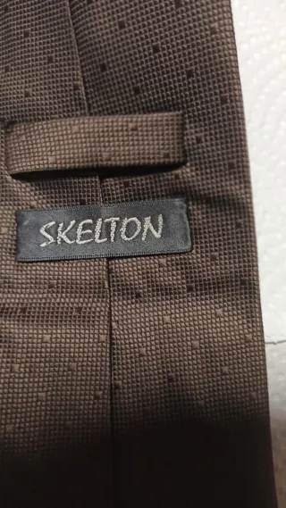 Cravatta Skelton Marrone Nuova