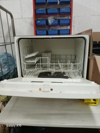 Lavavajillas Zanussi ZSF 2440