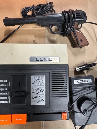 Consola Retro Conic con pistola y mandos