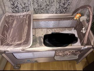 Cuna de viaje plegable