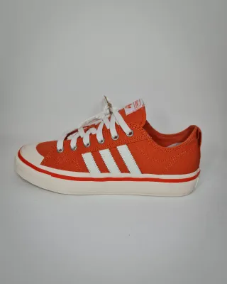 Adidas Nizza RF74. EUR.40