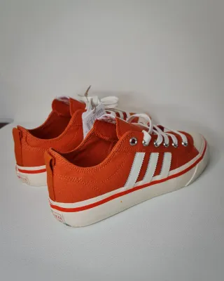 Adidas Nizza RF74. EUR.40