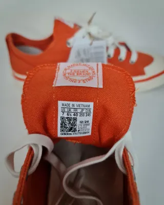 Adidas Nizza RF74. EUR.40